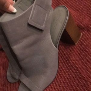 VINCE Size 10 Italian Shoes